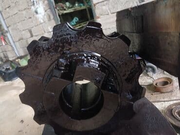 Zəncir və kəmərlər: Zəncirli ötürücü ulduz dişli komplekti - Tətbiq: ağır texnika və lalafo.az -da — 2 Zəncir və kəmərlər: Zəncirli ötürücü ulduz dişli komplekti - Tətbiq: ağır texnika və — 2