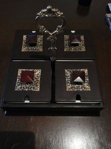 Tort və şiriniyyat qabı, rəng - Qırmızı, Keramika, Belçika lalafo.az -da Tort və şiriniyyat qabı, rəng - Qırmızı, Keramika, Belçika