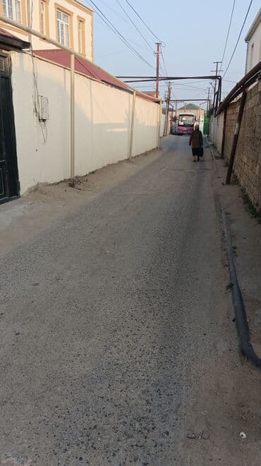 Otel və hostellər: Kohne Corat merkezden 100 addım aralıda 4 otaqlı ev satılır hec bir lalafo.az -da — 4 Otel və hostellər: Kohne Corat merkezden 100 addım aralıda 4 otaqlı ev satılır hec bir — 4