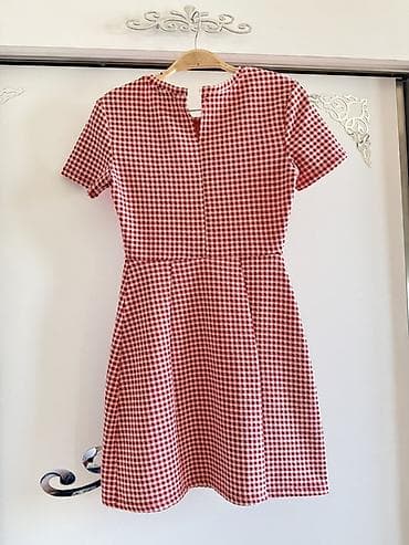 Qırmızı-ağ dama naxışlı qısa əlbisə - Klassik gingham (dama) çaplı lalafo.az -da Qırmızı-ağ dama naxışlı qısa əlbisə - Klassik gingham (dama) çaplı