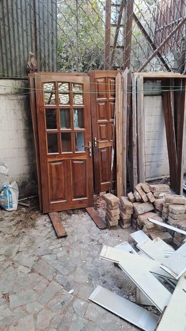 Taxta giriş/otaq qapıları dəsti 7 ədəd qapı ünvan qara Qarayev lalafo.az -da Taxta giriş/otaq qapıları dəsti 7 ədəd qapı ünvan qara Qarayev