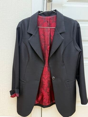 Qadın üst geyimləri dəsti 1) Qara klassik bleizer - Tək düyməli lalafo.az -da Qadın üst geyimləri dəsti 1) Qara klassik bleizer - Tək düyməli