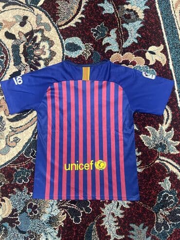 Futbol Formasıdır.Vəziyyəti əladır.Son qiymətdir.Çox az geyinilib.L lalafo.az -da Futbol Formasıdır.Vəziyyəti əladır.Son qiymətdir.Çox az geyinilib.L