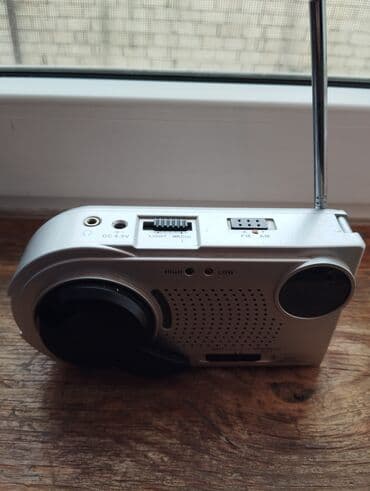 FM/AM radio və fənər kombosu – əl generatorlu, çoxfunksiyalı model lalafo.az -da FM/AM radio və fənər kombosu – əl generatorlu, çoxfunksiyalı model