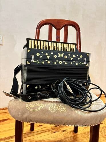 Akustik Akkordeon lalafo.az -da Akustik Akkordeon