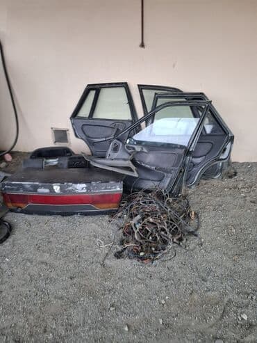 Avtomobil ehtiyat hissələri dəsti Təsvir: - Komplekt şəkildə müxtəlif lalafo.az -da Avtomobil ehtiyat hissələri dəsti Təsvir: - Komplekt şəkildə müxtəlif