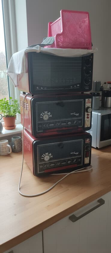 Duxovka Elektrik, rəng - Qırmızı, Ayrıca dayanan, İşlənmiş lalafo.az -da Duxovka Elektrik, rəng - Qırmızı, Ayrıca dayanan, İşlənmiş