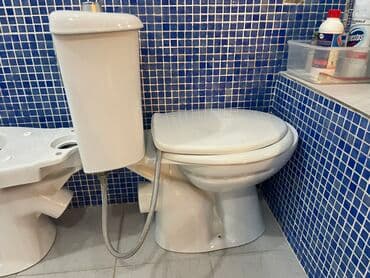 Ağ rəngli, keramika materialdan hazırlanmış unitaz. Oturacaq və lalafo.az -da Ağ rəngli, keramika materialdan hazırlanmış unitaz. Oturacaq və