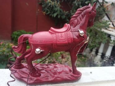 Salam belə bir maraqlı qədimi ev telefonu şəkilində suvenir satılır lalafo.az -da Salam belə bir maraqlı qədimi ev telefonu şəkilində suvenir satılır