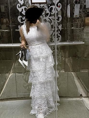 Ağ rəngli, uzun, mərtəbəli krujeva (dantelli) ziyafət/libas paltarı lalafo.az -da Ağ rəngli, uzun, mərtəbəli krujeva (dantelli) ziyafət/libas paltarı