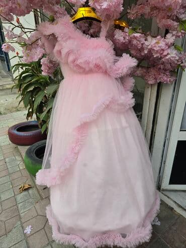 Qız uşaqları üçün bayramlıq paltarlar – 2 model 1) Pudra-çəhrayı tül lalafo.az -da Qız uşaqları üçün bayramlıq paltarlar – 2 model 1) Pudra-çəhrayı tül