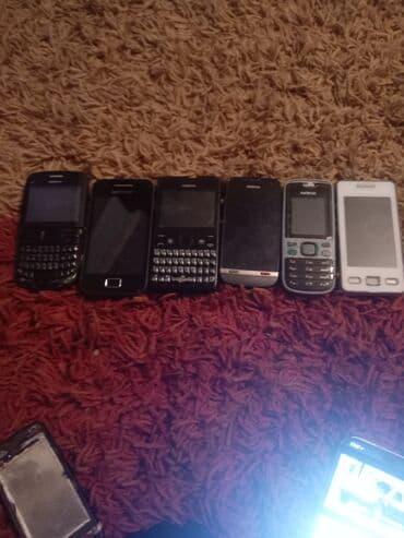 Köhnə model mobil telefonlar dəsti Satılır: müxtəlif markalardan 6 lalafo.az -da Köhnə model mobil telefonlar dəsti Satılır: müxtəlif markalardan 6