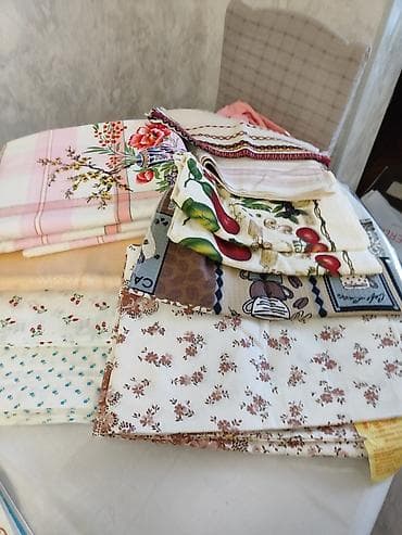 Mətbəx və ev tekstili üçün müxtəlif parçalar dəsti Hamisi Sovetin lalafo.az -da Mətbəx və ev tekstili üçün müxtəlif parçalar dəsti Hamisi Sovetin