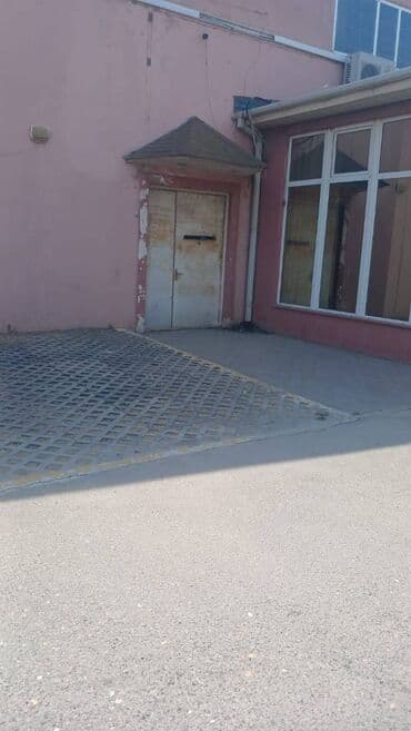 Otel və hostellər: Heydər Əliyev prospektində, Şəfa stadionuna çatmamış, 2800, 1400 kv.m lalafo.az -da — 3 Otel və hostellər: Heydər Əliyev prospektində, Şəfa stadionuna çatmamış, 2800, 1400 kv.m — 3