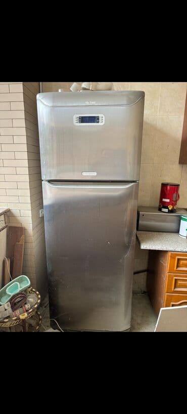 İşlənmiş 2 qapılı Hotpoint Ariston Soyuducu Satılır, rəng - Boz lalafo.az -da İşlənmiş 2 qapılı Hotpoint Ariston Soyuducu Satılır, rəng - Boz