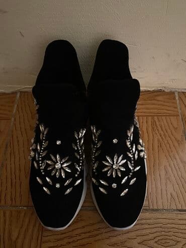 Balenciaga, Ölçü: 36, rəng - Qara, Yeni lalafo.az -da Balenciaga, Ölçü: 36, rəng - Qara, Yeni