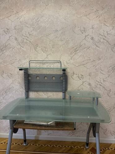 Düz masa, Siyirməsiz, Metal, Kredit yoxdur lalafo.az -da Düz masa, Siyirməsiz, Metal, Kredit yoxdur