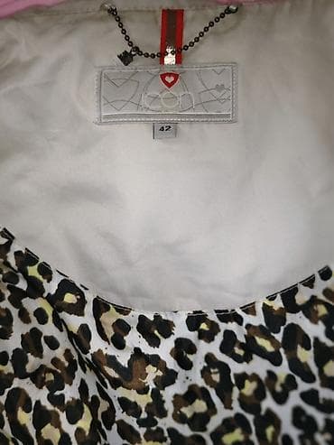 Bej rəngli qadın parka/kaban – ICON, ölçü 42 - Klassik bej üst qat lalafo.az -da Bej rəngli qadın parka/kaban – ICON, ölçü 42 - Klassik bej üst qat