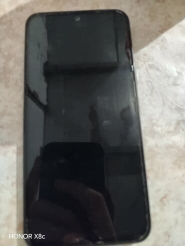 Təçli satılır qiymət 600 riyal alıçıya edirim olaçax unvan st lalafo.az -da Təçli satılır qiymət 600 riyal alıçıya edirim olaçax unvan st