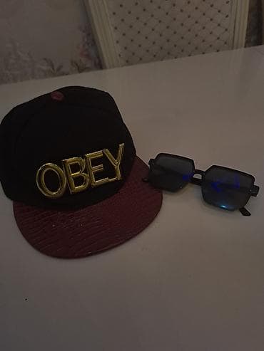OBEY snapback papaq + gün eynəyi seti - Papaq: Qara rəngli snapback lalafo.az -da OBEY snapback papaq + gün eynəyi seti - Papaq: Qara rəngli snapback