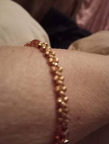 Muncuq olan yer qızıldi qaranti verilir, uşağa da taxmaq olur lalafo.az -da Muncuq olan yer qızıldi qaranti verilir, uşağa da taxmaq olur