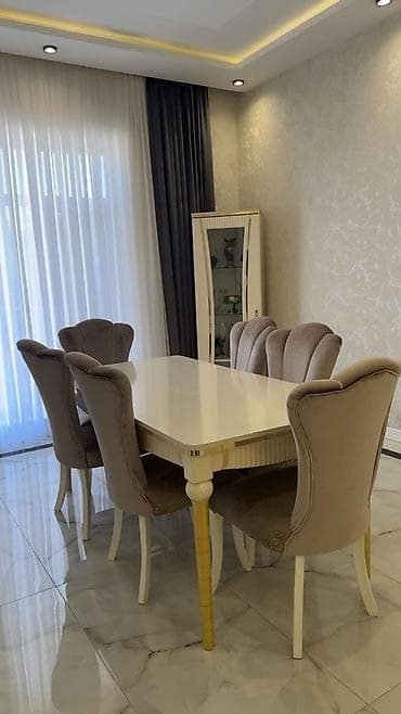 Qonaq otağı üçün dəst – krem rəngli, qızılı detallarla Tərkibi: - lalafo.az -da Qonaq otağı üçün dəst – krem rəngli, qızılı detallarla Tərkibi: -