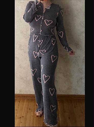 Qadın pijama dəsti Yenidir her birin 70 azn almisam ama endirimle lalafo.az -da Qadın pijama dəsti Yenidir her birin 70 azn almisam ama endirimle