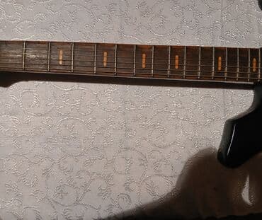 Remisin gitarasinandir.1simi yoxdur lalafo.az -da Remisin gitarasinandir.1simi yoxdur