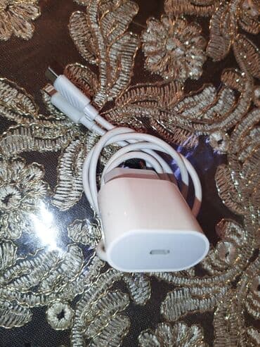 Simsiz şarj cihazı Apple, 20 Vt, İşlənmiş lalafo.az -da Simsiz şarj cihazı Apple, 20 Vt, İşlənmiş