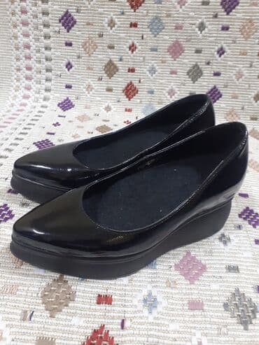 GARA LAK (lakirovka ) AYAGGABİ ÖLCÜ 38 EBDİRİM 5 man lalafo.az -da GARA LAK (lakirovka ) AYAGGABİ ÖLCÜ 38 EBDİRİM 5 man