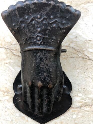 Другая фурнитура и комплектующие: Döymə/dəmir qapı döyəni – “əl” forması - Material: tökmə metal at lalafo.az — 1 Другая фурнитура и комплектующие: Döymə/dəmir qapı döyəni – “əl” forması - Material: tökmə metal — 1