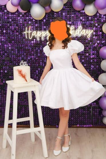 Ağ rəngli qısa ziyafətad günü üçün don. 13-15 yaşlı incə qızlara lalafo.az -da Ağ rəngli qısa ziyafətad günü üçün don. 13-15 yaşlı incə qızlara