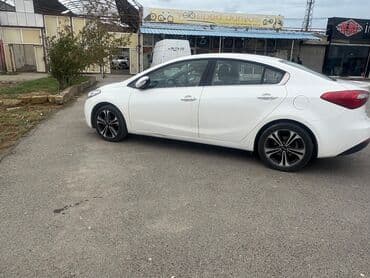 Kia Cerato: 1.6 l | 2014 il Sedan lalafo.az -da Kia Cerato: 1.6 l | 2014 il Sedan