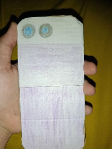 Kağızdan hazırlanan qatlanan “telefon” maketi - Material: qalın lalafo.az -da Kağızdan hazırlanan qatlanan “telefon” maketi - Material: qalın