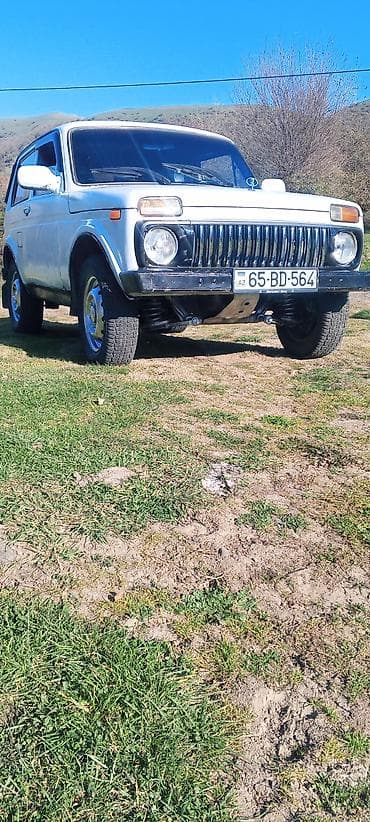 VAZ (LADA) 4x4 Niva: 1.7 l | Ofrouder/SUV lalafo.az -da — 3 VAZ (LADA) 4x4 Niva: 1.7 l | Ofrouder/SUV — 3