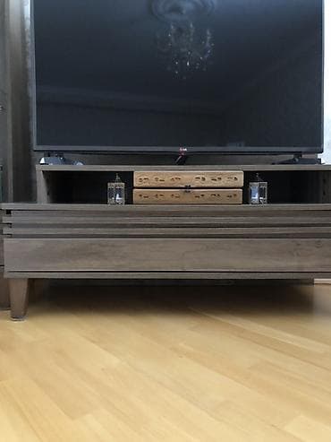 Qonaq otağı üçün televizor stendi və vitrin dəsti - Material: ağac lalafo.az -da Qonaq otağı üçün televizor stendi və vitrin dəsti - Material: ağac