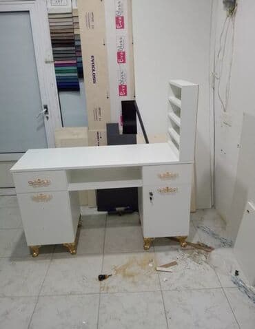 Dördbucaq masa, Siyirməli, Polkalı, Sadə laminat, Rusiya, Kredit yoxdur lalafo.az -da Dördbucaq masa, Siyirməli, Polkalı, Sadə laminat, Rusiya, Kredit yoxdur