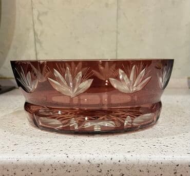 Qədimi Cexoslovakiya istehsalı meyvə qabı. İki ədəddir, biri 20 m lalafo.az -da Qədimi Cexoslovakiya istehsalı meyvə qabı. İki ədəddir, biri 20 m