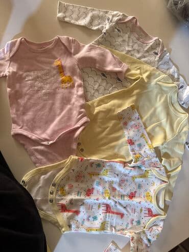 3-6aylig yenidogulmuw uwag ucun bodyler pambig materialindan temiz lalafo.az -da 3-6aylig yenidogulmuw uwag ucun bodyler pambig materialindan temiz