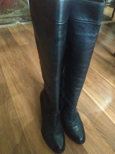 Ölçü: 38, rəng - Qara, İşlənmiş lalafo.az -da Ölçü: 38, rəng - Qara, İşlənmiş