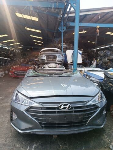 Boz rəngli, öndən görünüşü olan Hyundai Elantra avtomobil bamperi lalafo.az -da Boz rəngli, öndən görünüşü olan Hyundai Elantra avtomobil bamperi