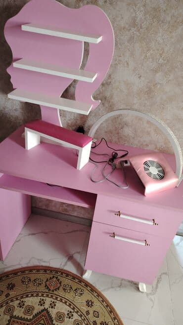 Manikür üçün masa lalafo.az -da Manikür üçün masa