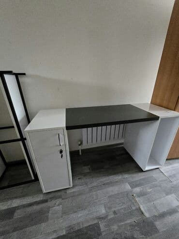 İşlənmiş, Müdir üçün, Dördbucaq masa lalafo.az -da İşlənmiş, Müdir üçün, Dördbucaq masa