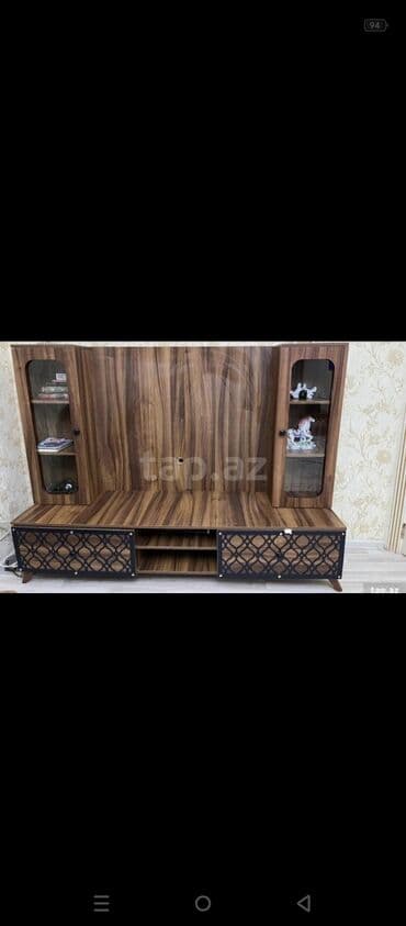 Yeni, Düz TV altlığı, Polkalı lalafo.az -da Yeni, Düz TV altlığı, Polkalı