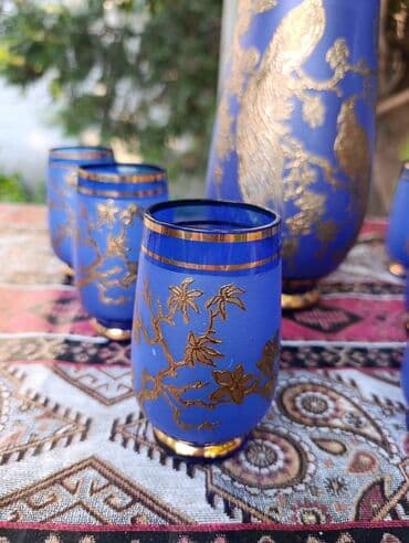 Çexiya istehsalı olan tovuzquşu naxışlı Bohemia dolça və stəkanları lalafo.az -da Çexiya istehsalı olan tovuzquşu naxışlı Bohemia dolça və stəkanları