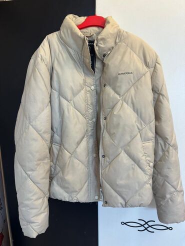 Куртка размер С / М
Цена 80 ман lalafo.az -da Куртка размер С / М
Цена 80 ман