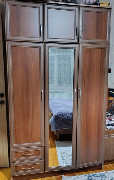 İşlənmiş, Qarderob, paltar dolabı lalafo.az -da İşlənmiş, Qarderob, paltar dolabı