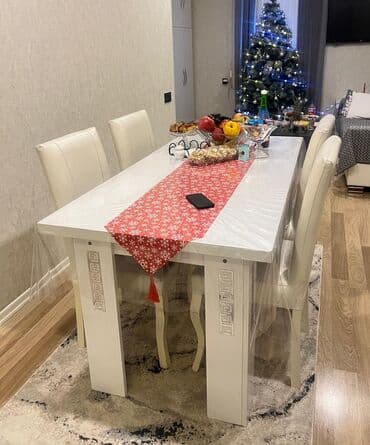 Qonaq otağı üçün, İşlənmiş, Kvadrat masa, 4 stul lalafo.az -da Qonaq otağı üçün, İşlənmiş, Kvadrat masa, 4 stul