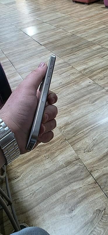 IPhone 15 Pro, 256 GB, Natural Titanium lalafo.az -da IPhone 15 Pro, 256 GB, Natural Titanium