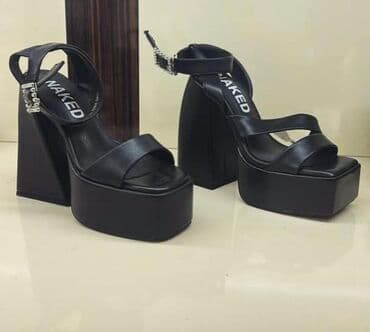 Qara platformalı qadın sandaleti - Brend yazısı: NAKED (daxili lalafo.az -da Qara platformalı qadın sandaleti - Brend yazısı: NAKED (daxili